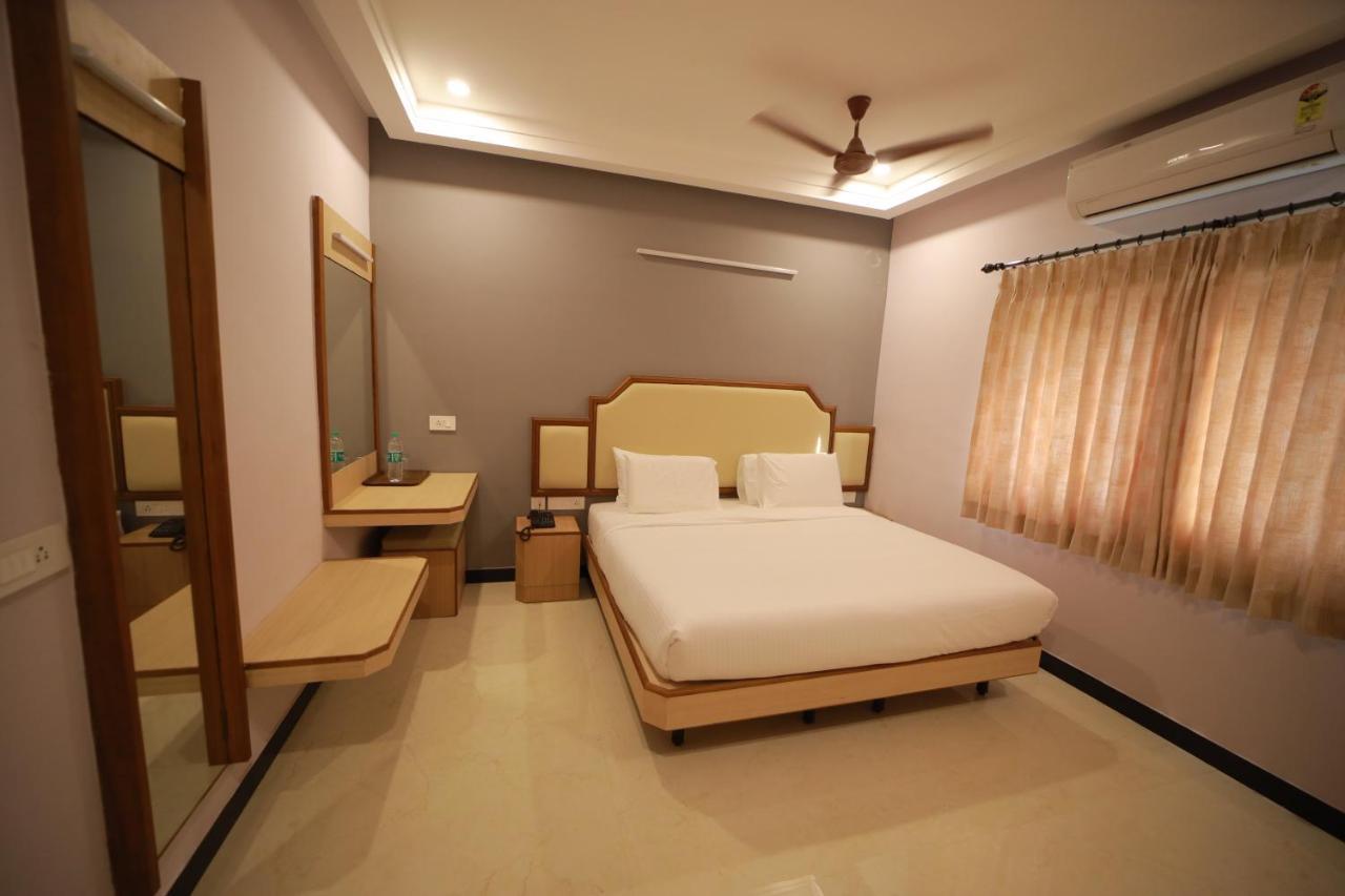 Majestic Hotel Madurai Eksteriør bilde